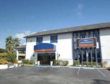 Claremont Kissimmee Hotel Celebration Exterior photo