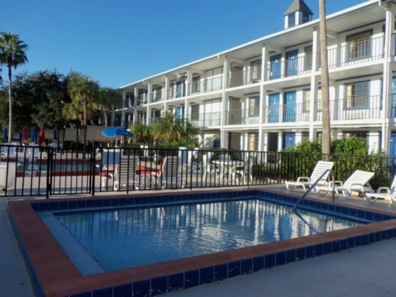 Claremont Kissimmee Hotel Celebration Exterior photo